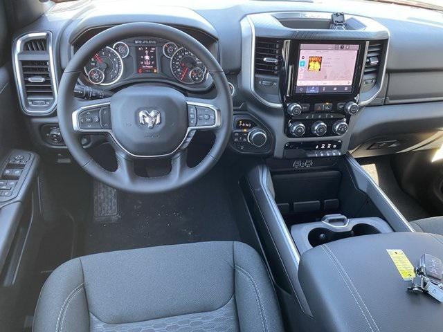 2025 RAM Ram 1500 RAM 1500 BIG HORN CREW CAB 4X4 5'7' BOX