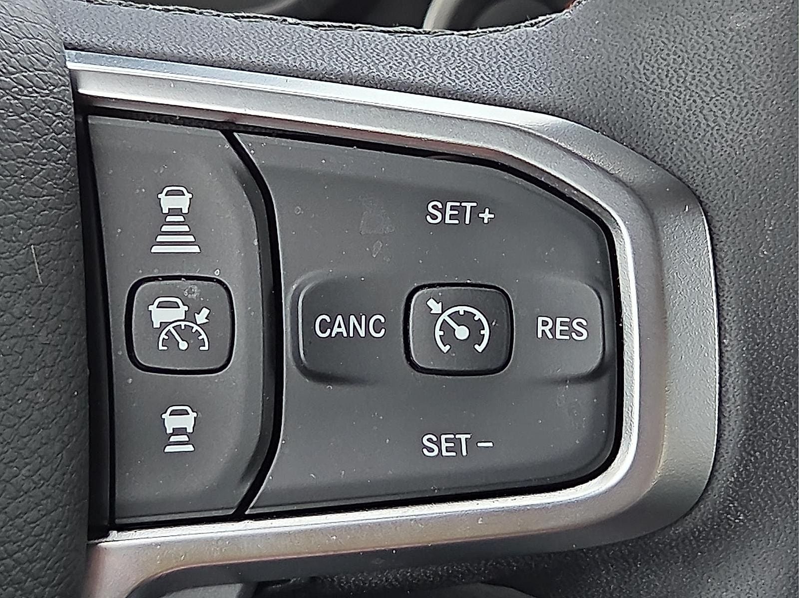 2025 RAM Ram 1500 RAM 1500 BIG HORN CREW CAB 4X4 5'7' BOX