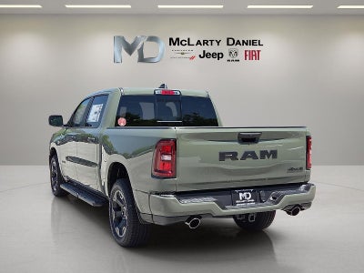2026 RAM Ram 1500 RAM 1500 EXPRESS CREW CAB 4X4 5'7' BOX