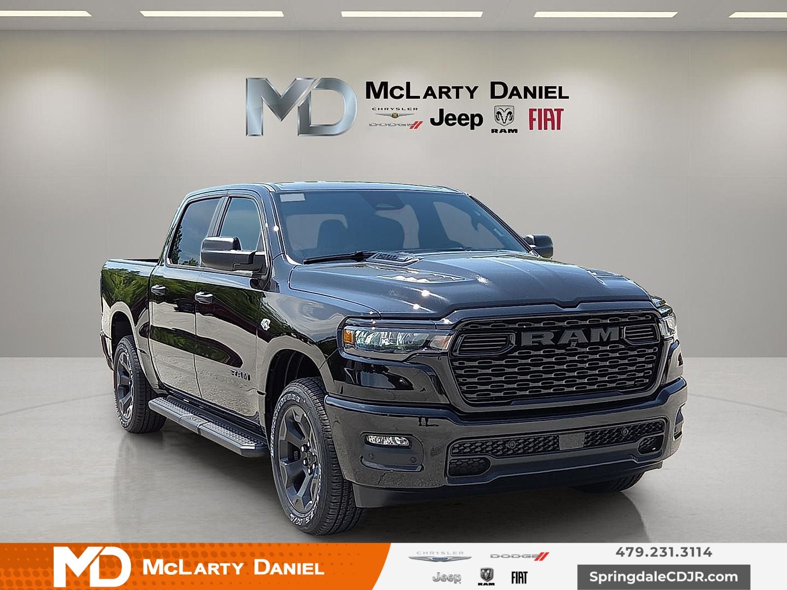 2026 RAM Ram 1500 RAM 1500 EXPRESS CREW CAB 4X4 5'7' BOX