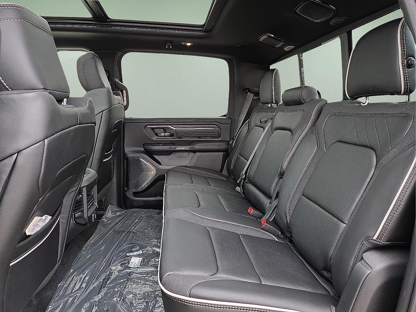 2026 RAM Ram 1500 RAM 1500 LIMITED CREW CAB 4X4 5'7' BOX