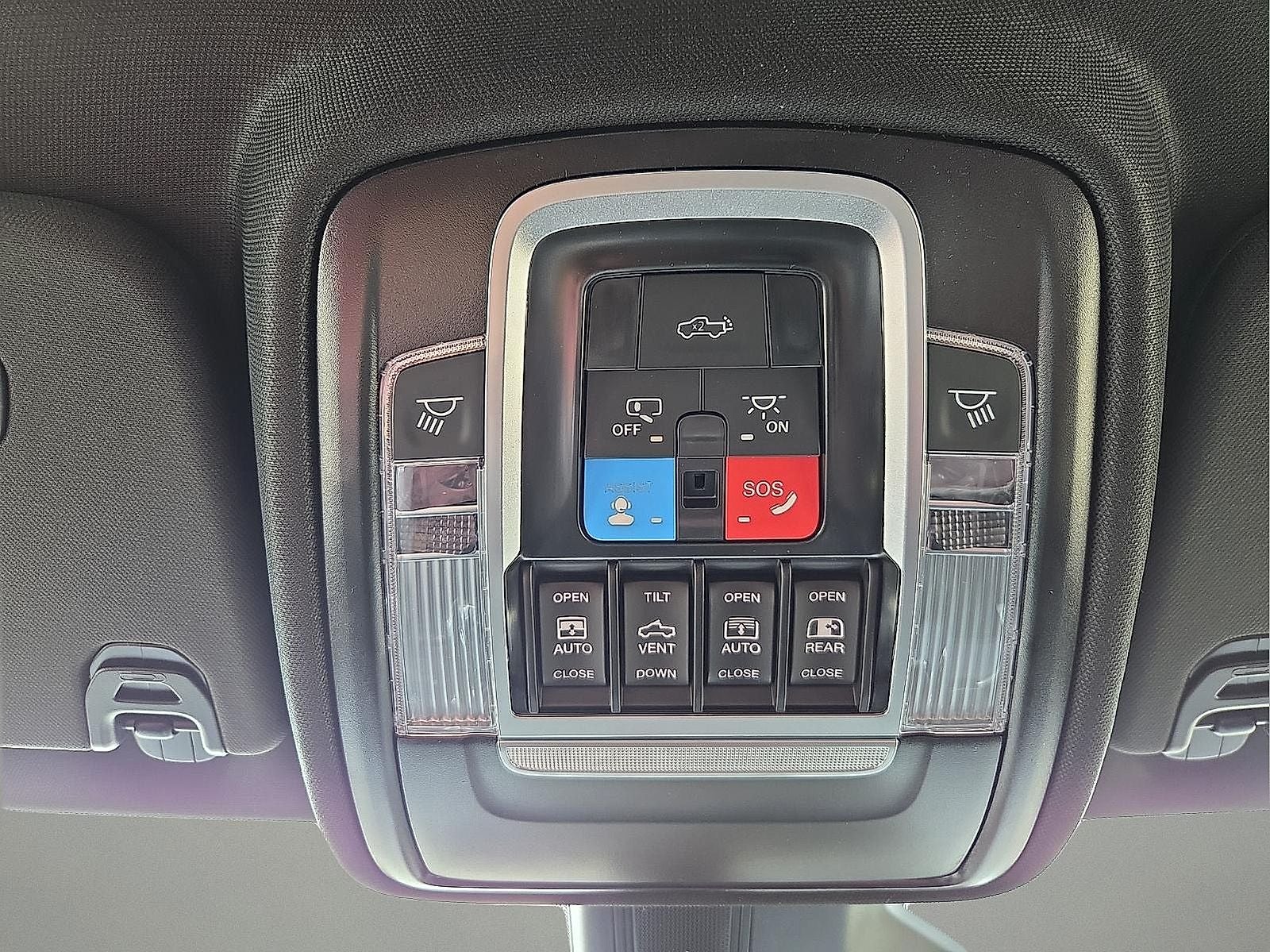 2026 RAM Ram 1500 RAM 1500 LIMITED CREW CAB 4X4 5'7' BOX