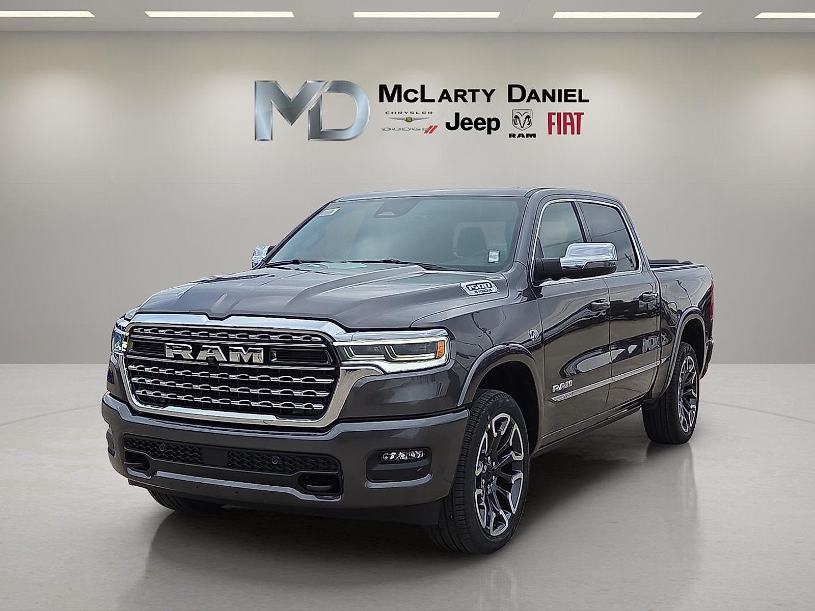 2026 RAM Ram 1500 RAM 1500 LIMITED CREW CAB 4X4 5'7' BOX