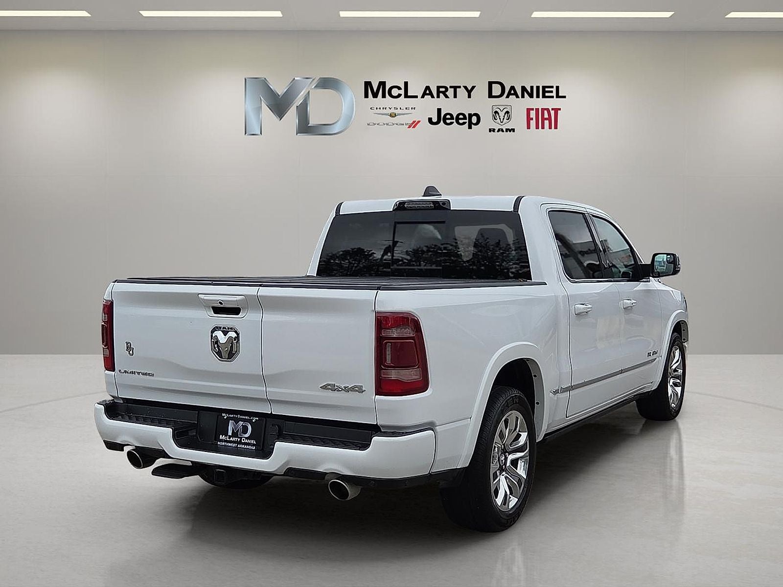 2023 RAM 1500 Limited Crew Cab 4x4 5'7' Box