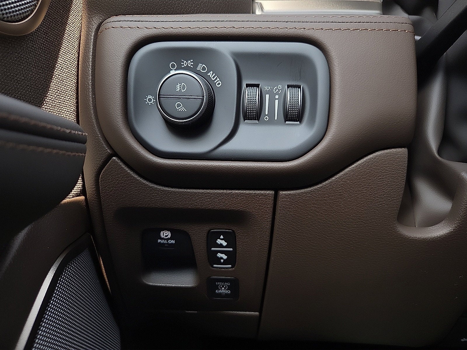 2027 RAM 1500 RAM 1500 LIMITED LONGHORN CREW CAB 4X4 5'7' BOX