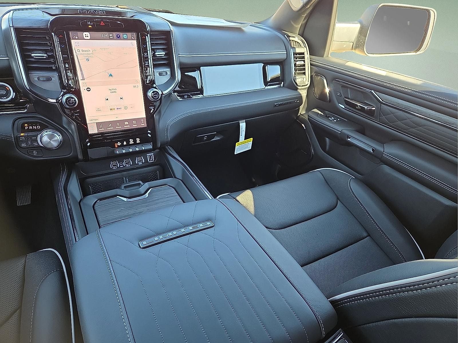 2026 RAM Ram 1500 RAM 1500 LIMITED CREW CAB 4X4 5'7' BOX