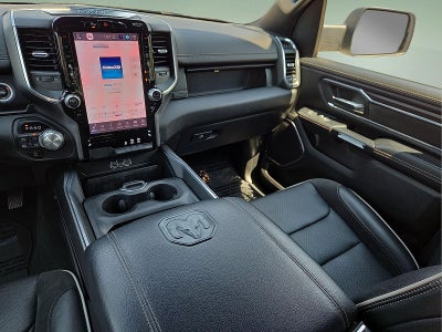 2025 RAM 1500 Laramie Crew Cab 4x4 5'7' Box
