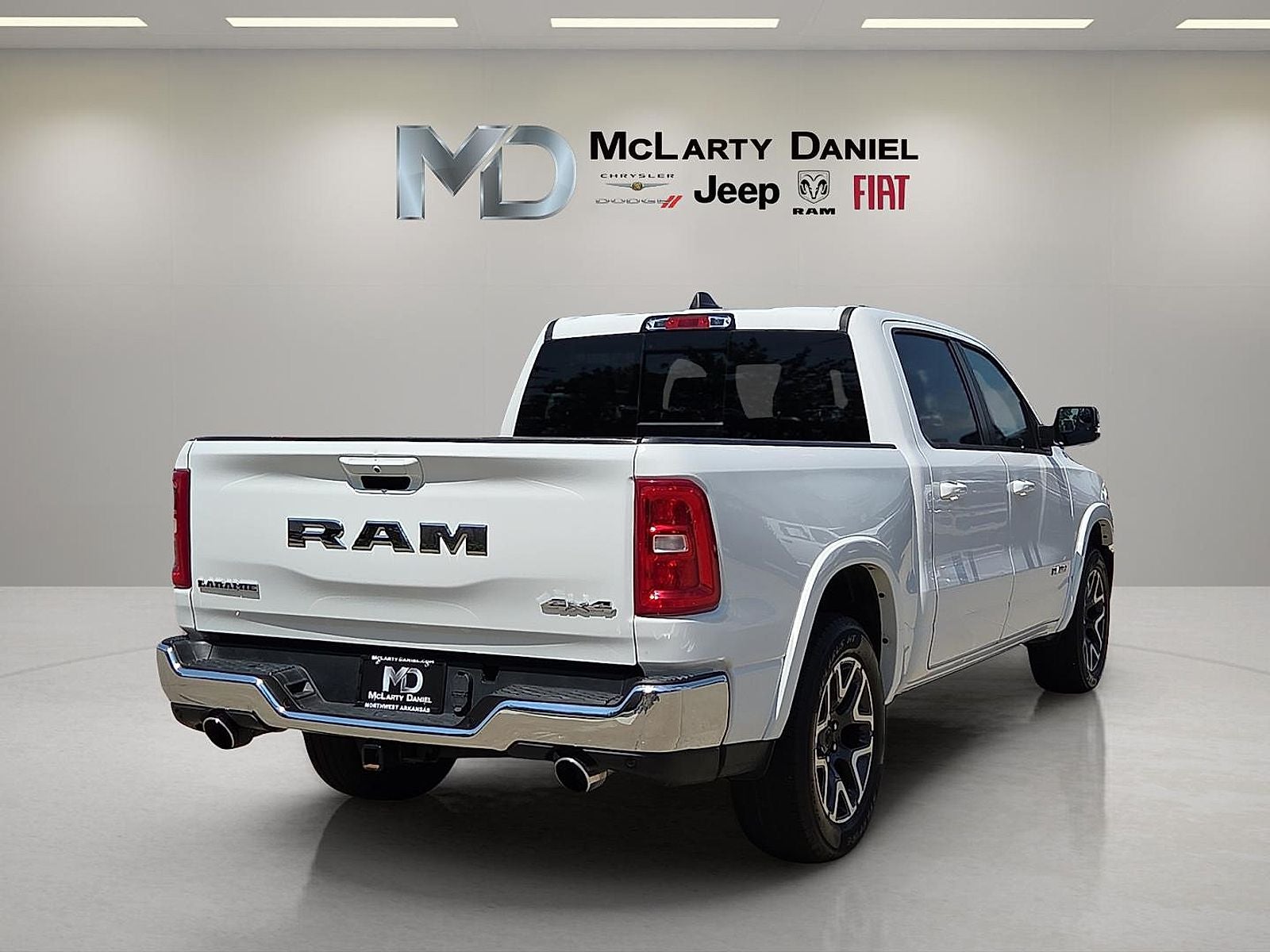 2025 RAM 1500 Laramie Crew Cab 4x4 5'7' Box