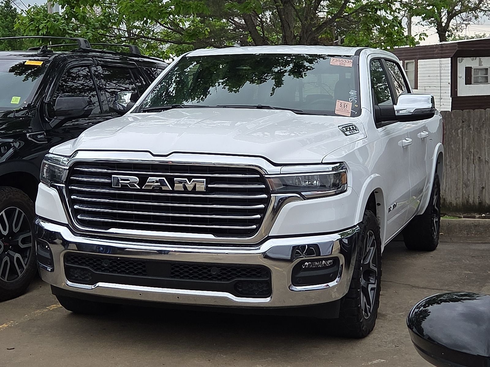 2025 RAM 1500 Laramie Crew Cab 4x4 5'7' Box