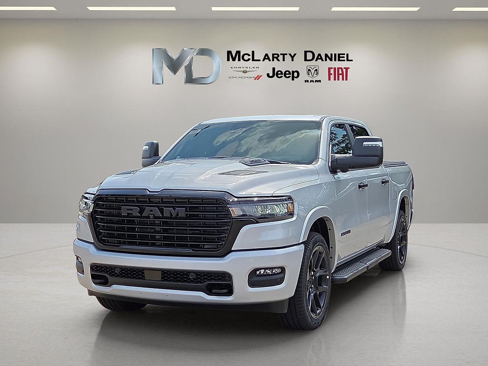 2027 RAM 1500 RAM 1500 LARAMIE CREW CAB 4X4 5'7' BOX
