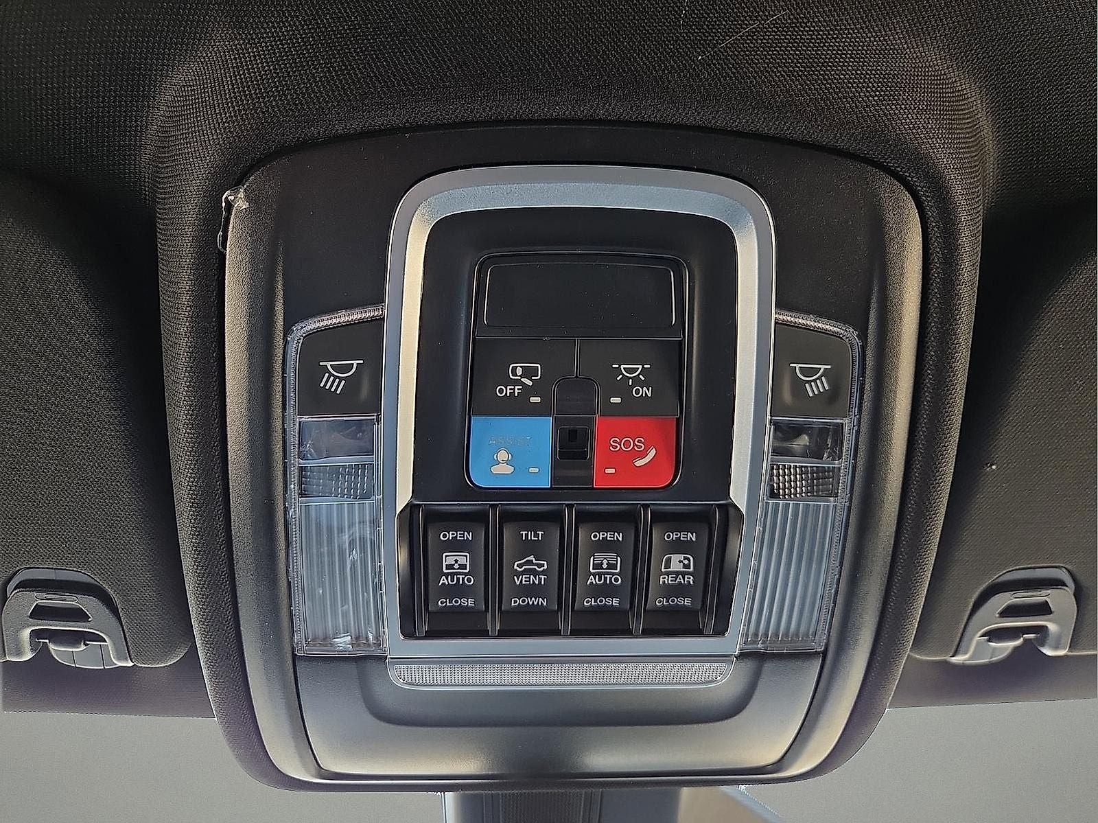 2027 RAM 1500 RAM 1500 LARAMIE CREW CAB 4X4 5'7' BOX