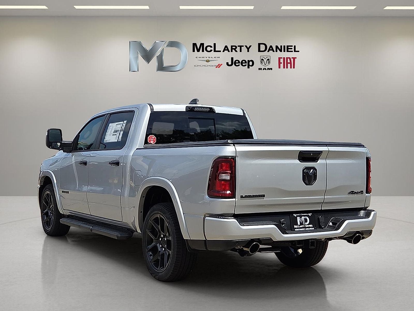 2027 RAM 1500 RAM 1500 LARAMIE CREW CAB 4X4 5'7' BOX