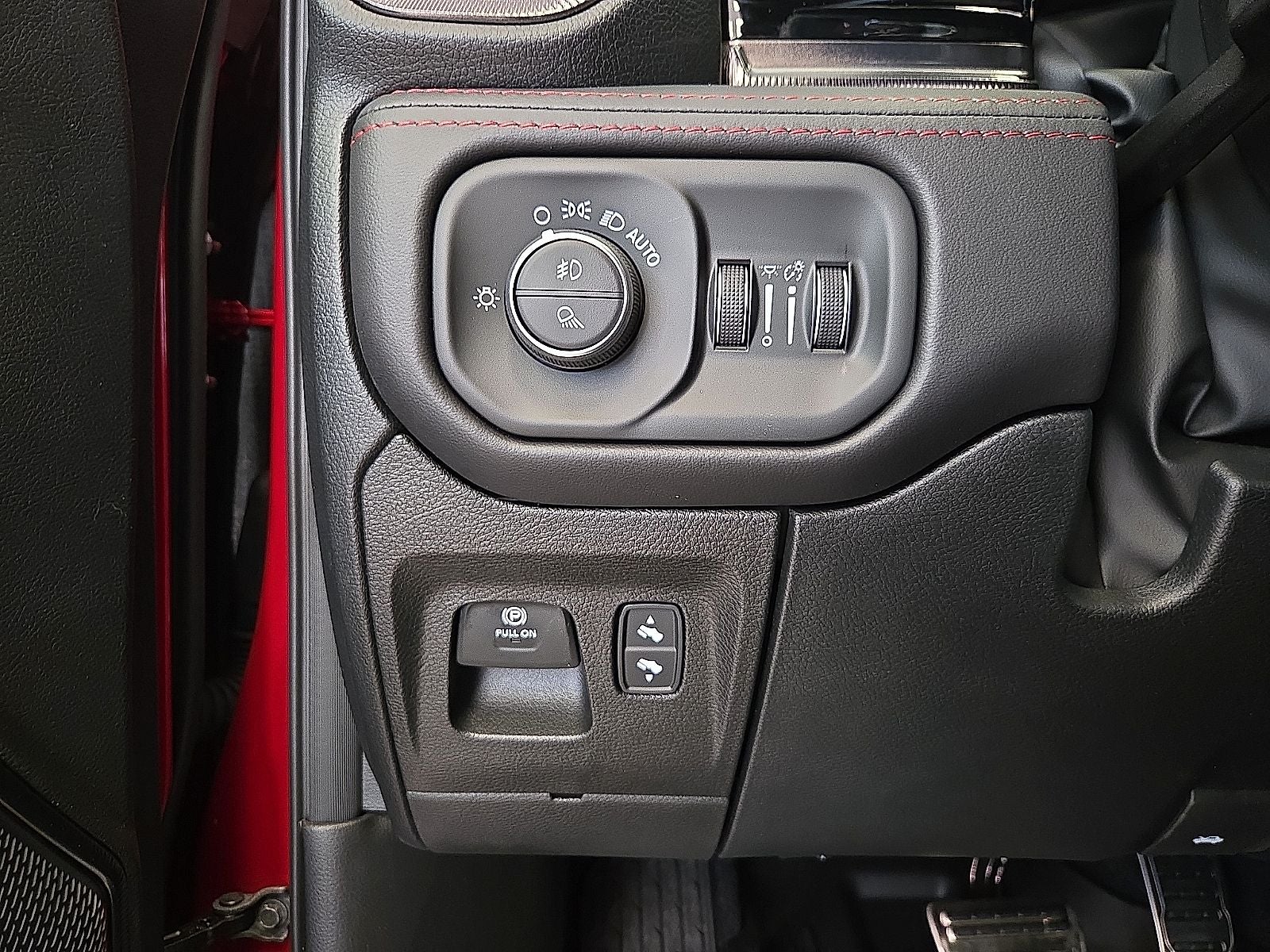 2026 RAM Ram 1500 RAM 1500 RHO CREW CAB 4X4 5'7' BOX