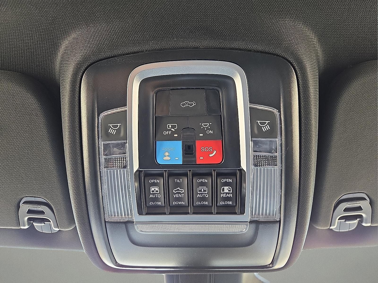 2026 RAM Ram 1500 RAM 1500 RHO CREW CAB 4X4 5'7' BOX