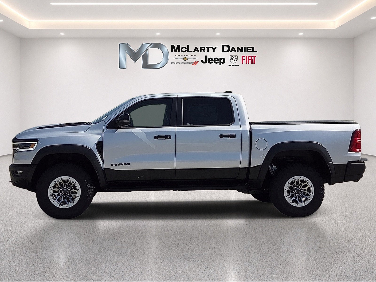 2027 RAM 1500 RAM 1500 RHO CREW CAB 4X4 5'7' BOX
