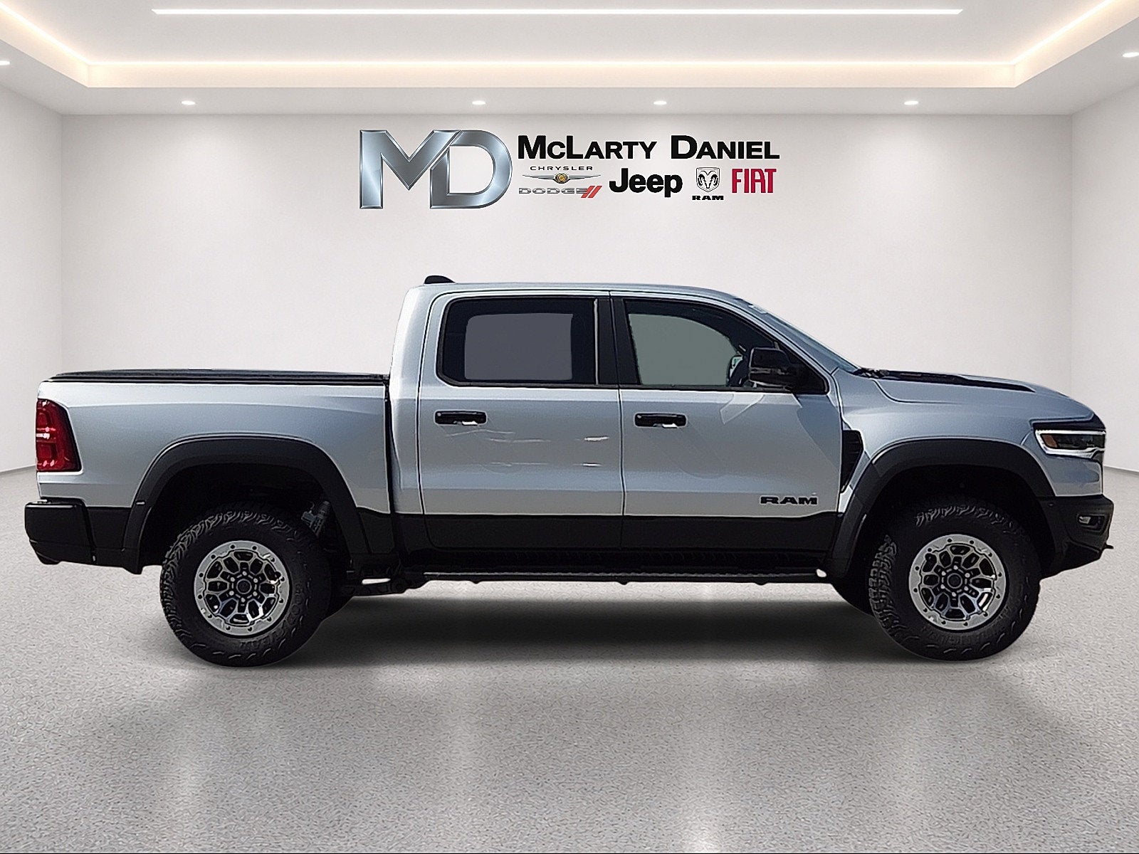 2027 RAM 1500 RAM 1500 RHO CREW CAB 4X4 5'7' BOX