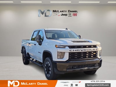 2020 Chevrolet Silverado 2500HD 4WD Crew Cab Standard Bed Custom