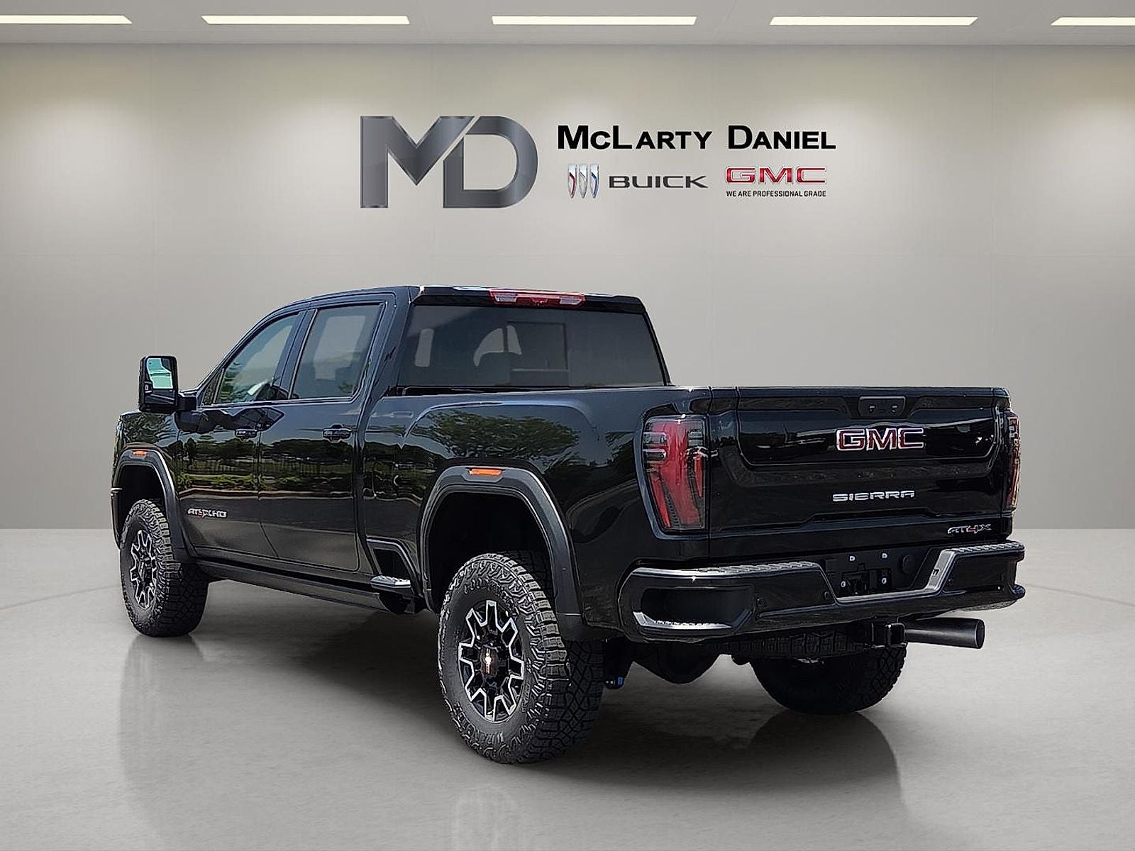 2025 GMC Sierra 2500HD AT4X