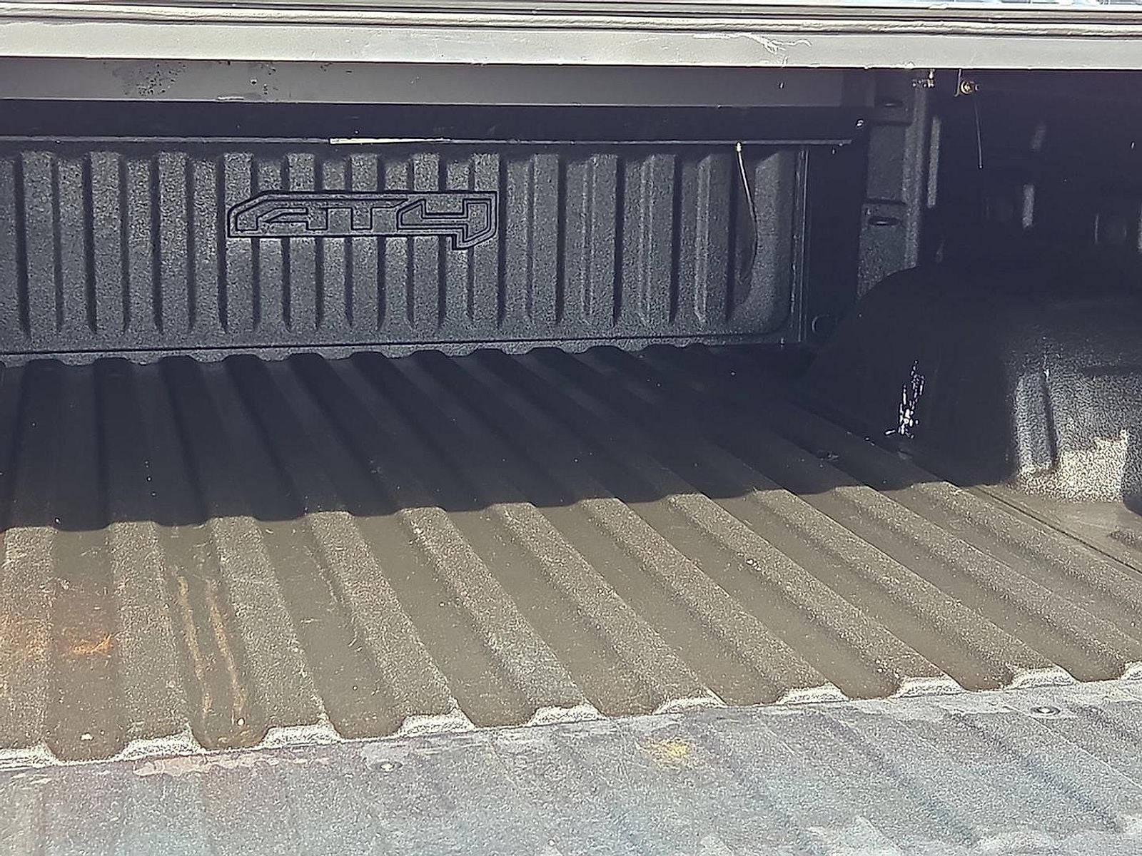 2022 GMC Sierra 1500 4WD Crew Cab Short Box AT4