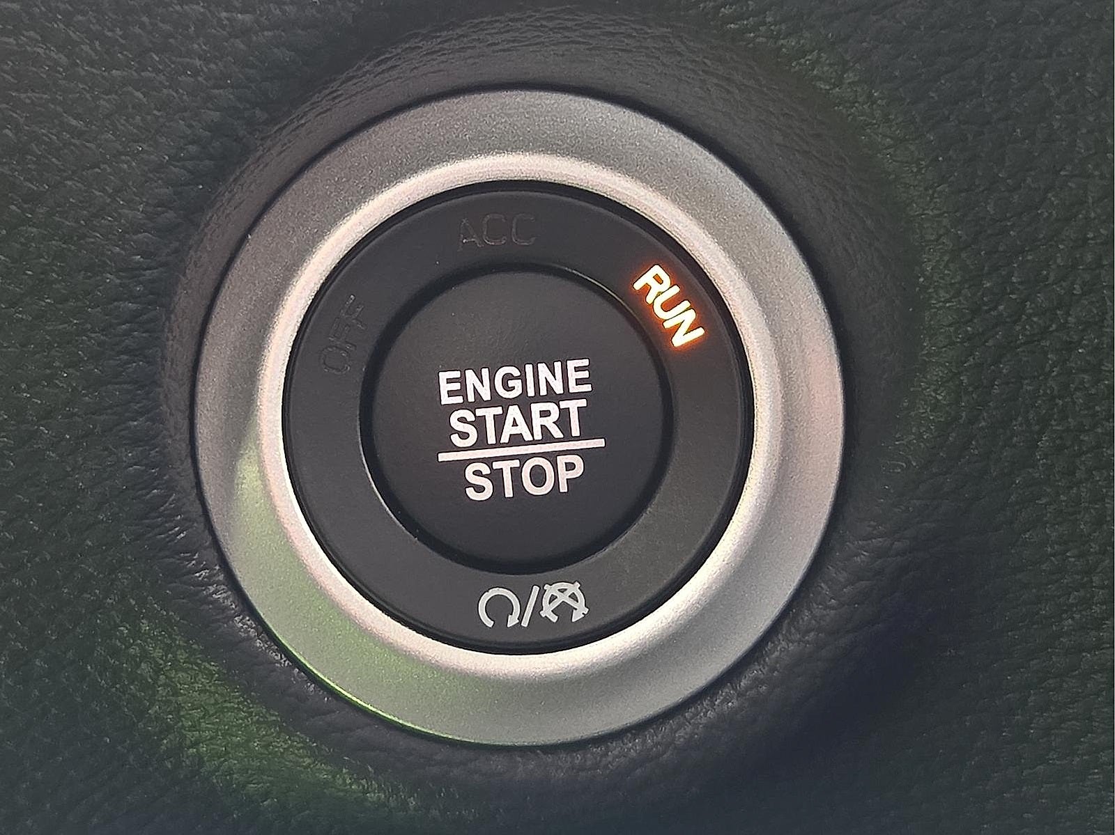 2024 Chrysler Pacifica Hybrid PACIFICA PLUG-IN HYBRID PREMIUM S APPEARANCE