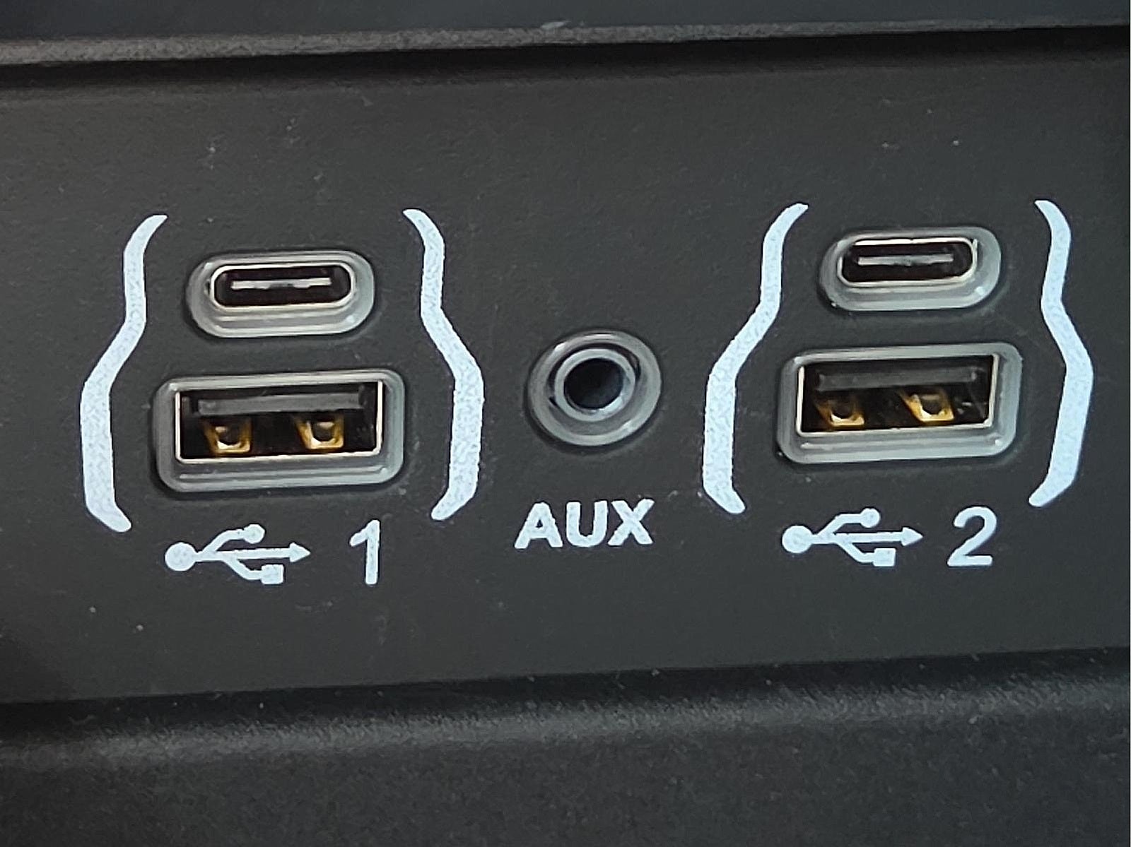 2024 Chrysler Pacifica Hybrid PACIFICA PLUG-IN HYBRID PREMIUM S APPEARANCE