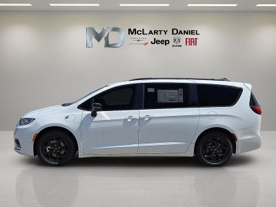2024 Chrysler Pacifica Hybrid PACIFICA PLUG-IN HYBRID PREMIUM S APPEARANCE