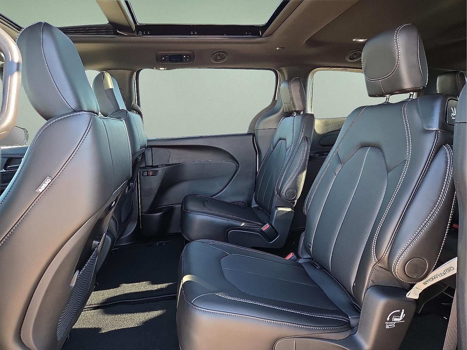 2026 Chrysler Pacifica PACIFICA SELECT AWD