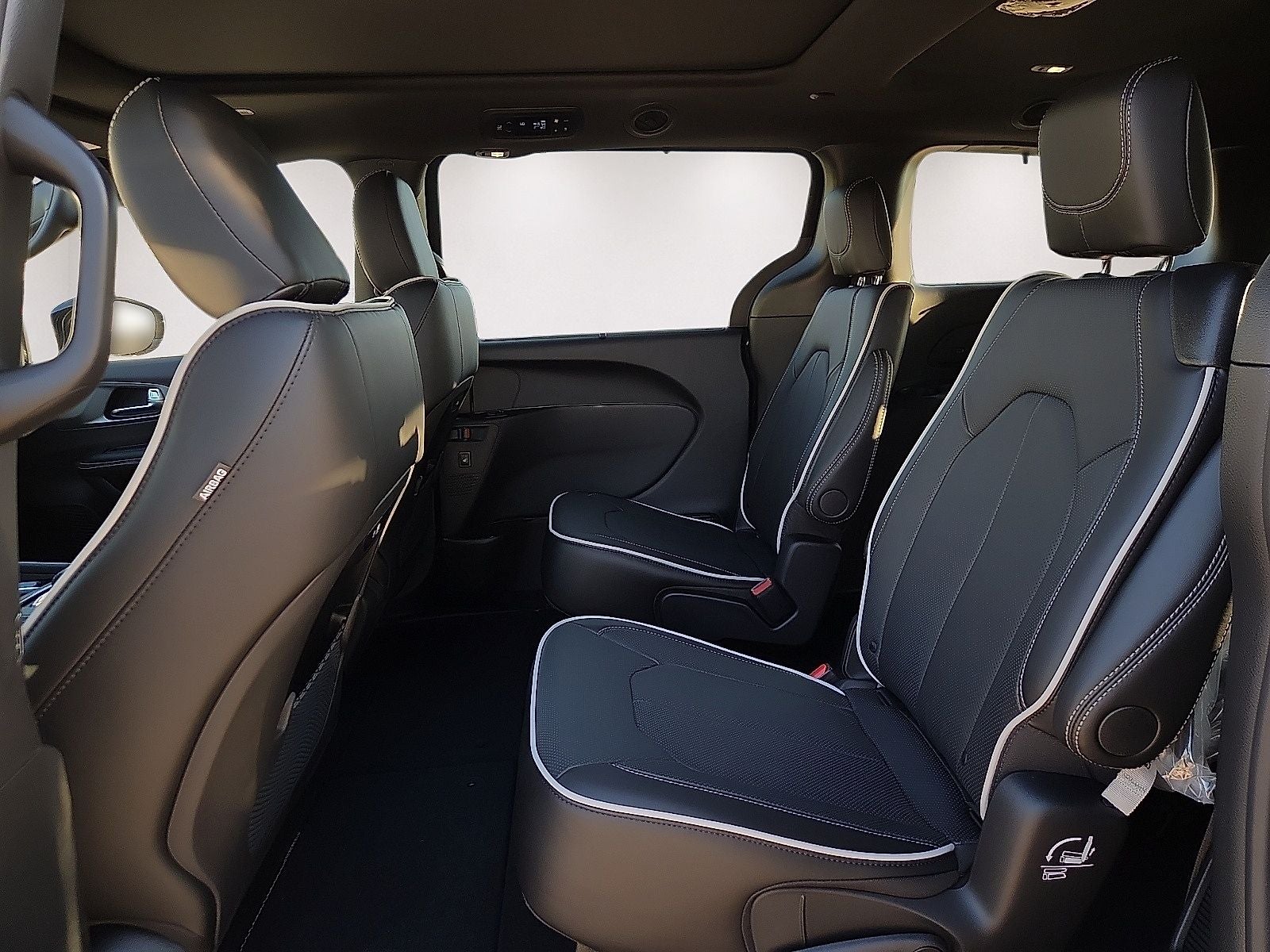 2027 Chrysler Pacifica PACIFICA LIMITED AWD