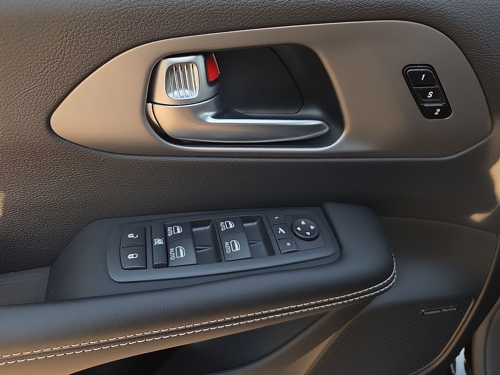 2027 Chrysler Pacifica PACIFICA LIMITED AWD