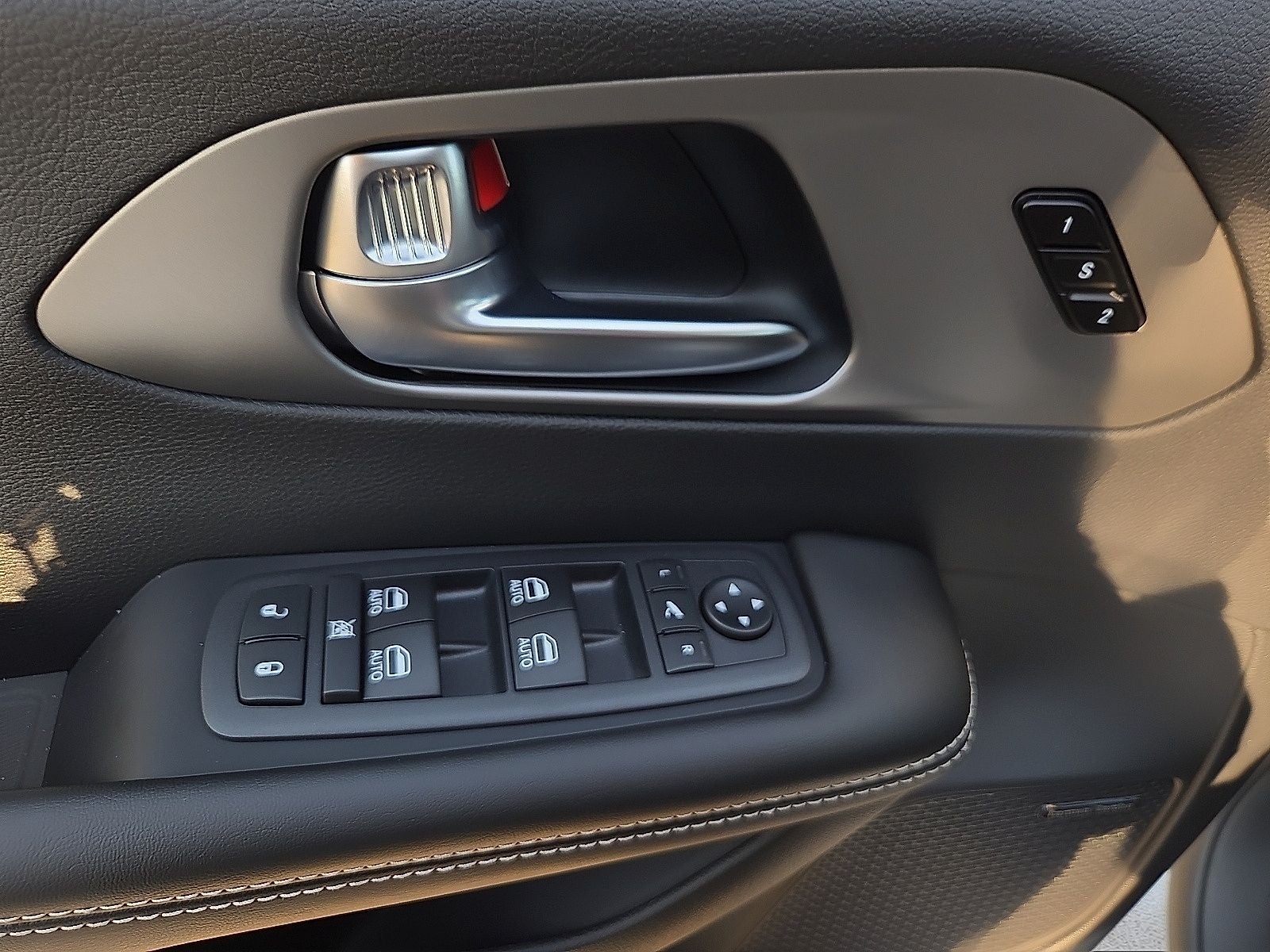 2027 Chrysler Pacifica PACIFICA LIMITED AWD