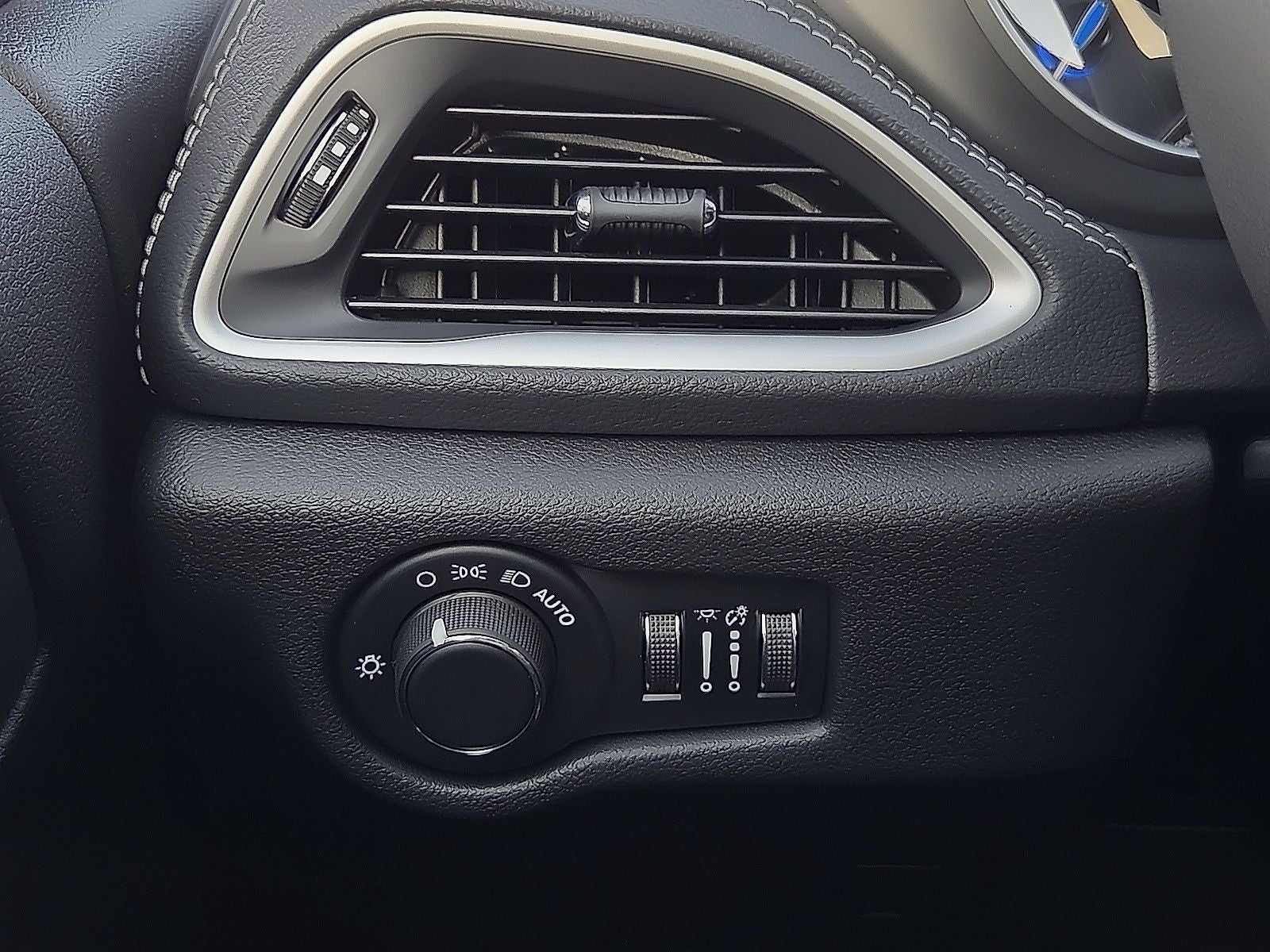 2027 Chrysler Pacifica PACIFICA LIMITED AWD