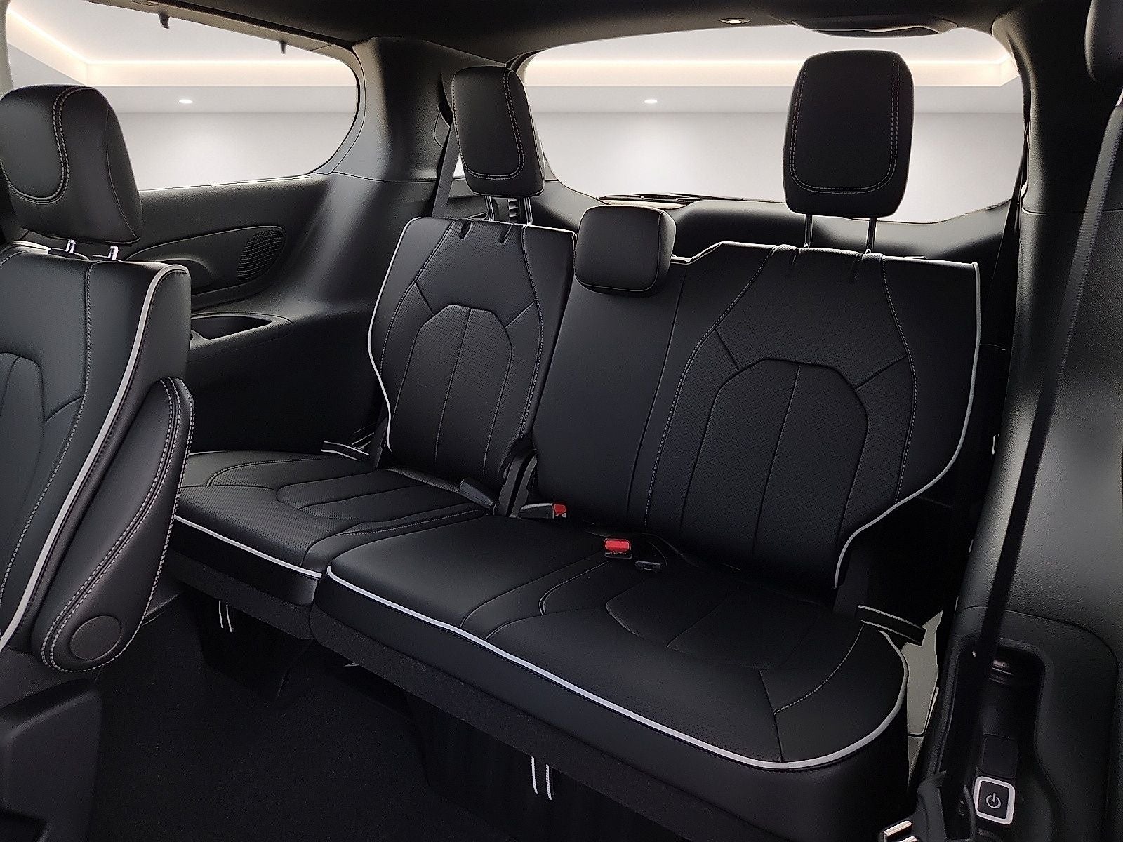 2027 Chrysler Pacifica PACIFICA LIMITED AWD