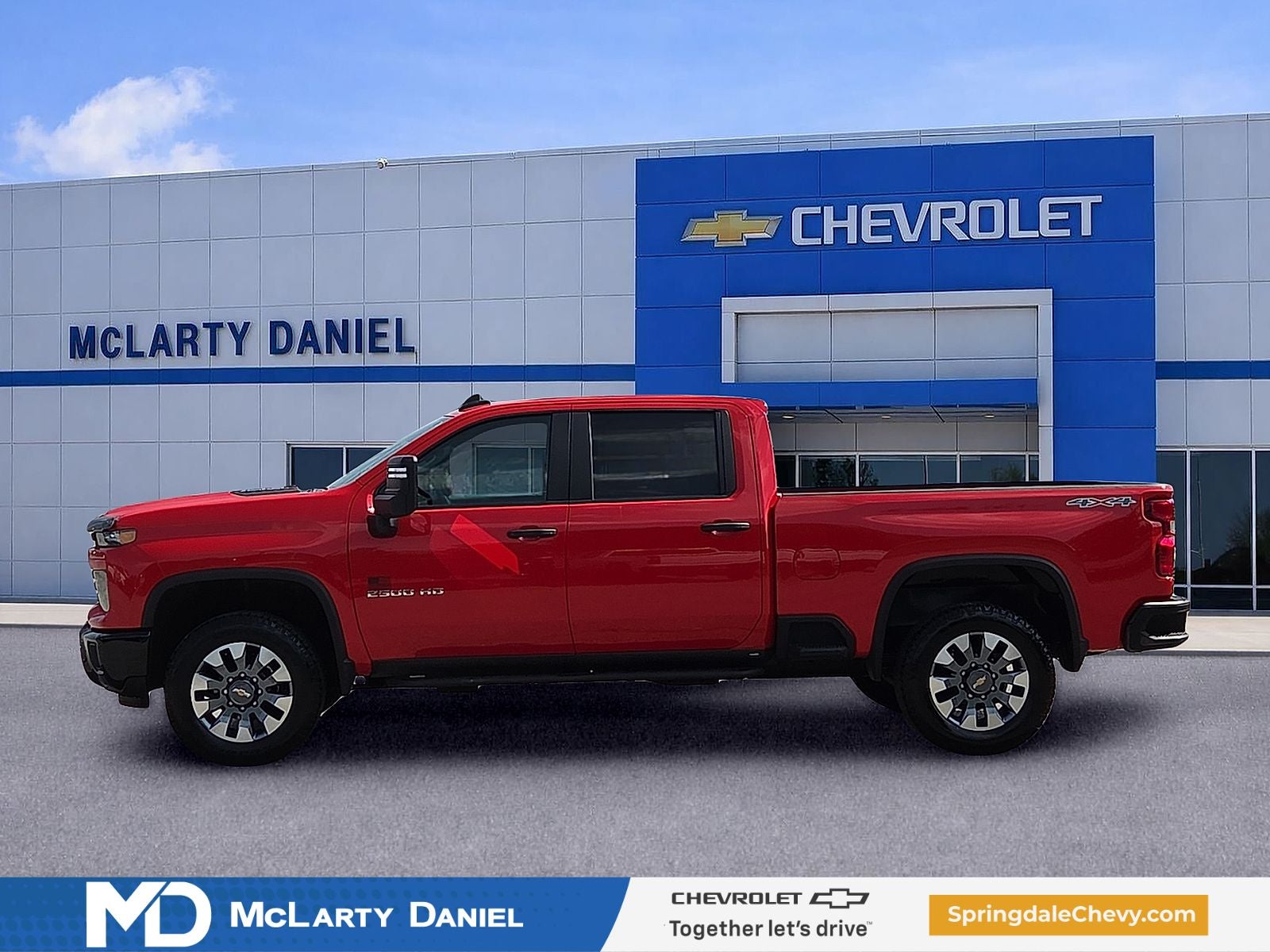2024 Chevrolet Silverado 2500HD 4WD Crew Cab Standard Bed Custom