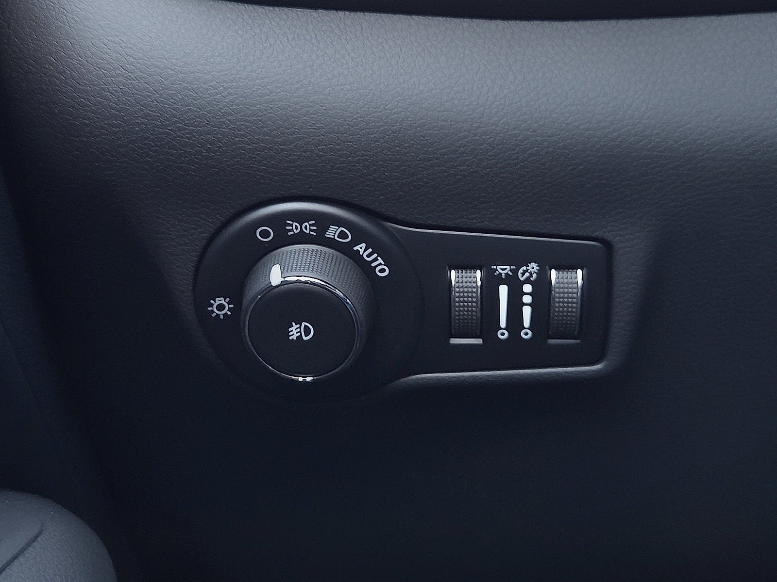 2027 Jeep Compass COMPASS LATITUDE ALTITUDE 4X4
