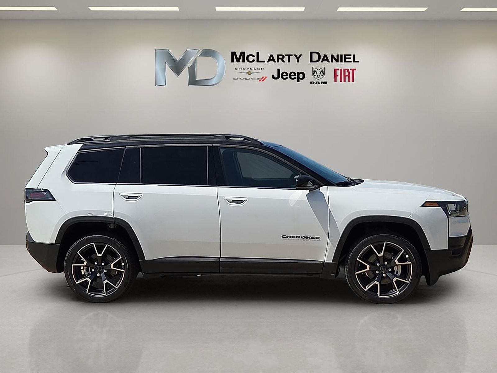 2026 Jeep Cherokee CHEROKEE OVERLAND 4X4