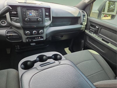 2024 RAM 3500 Tradesman Crew Cab 4x4 6'4' Box