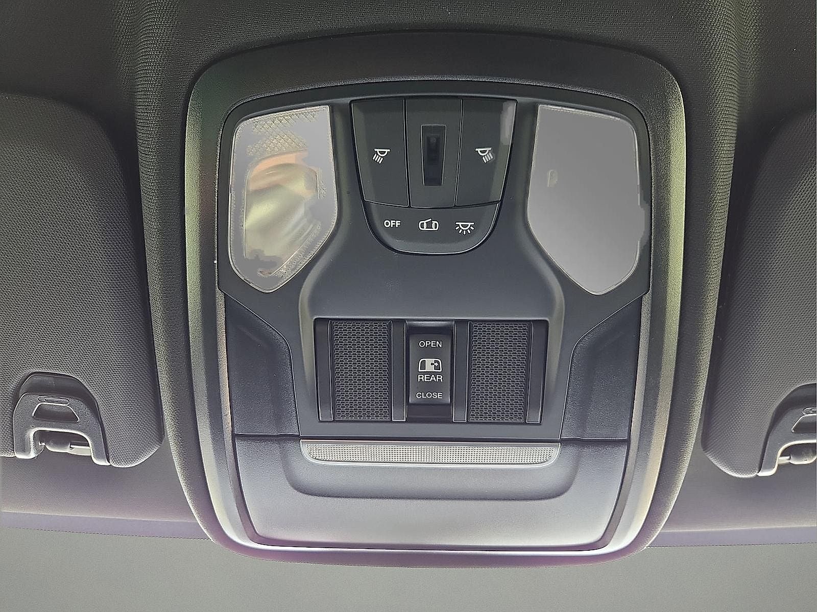 2024 RAM 3500 Tradesman Crew Cab 4x4 6'4' Box