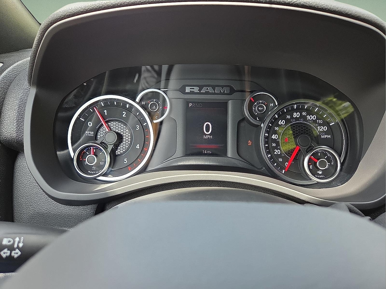 2025 RAM Ram 2500 RAM 2500 TRADESMAN CREW CAB 4X4 6'4' BOX