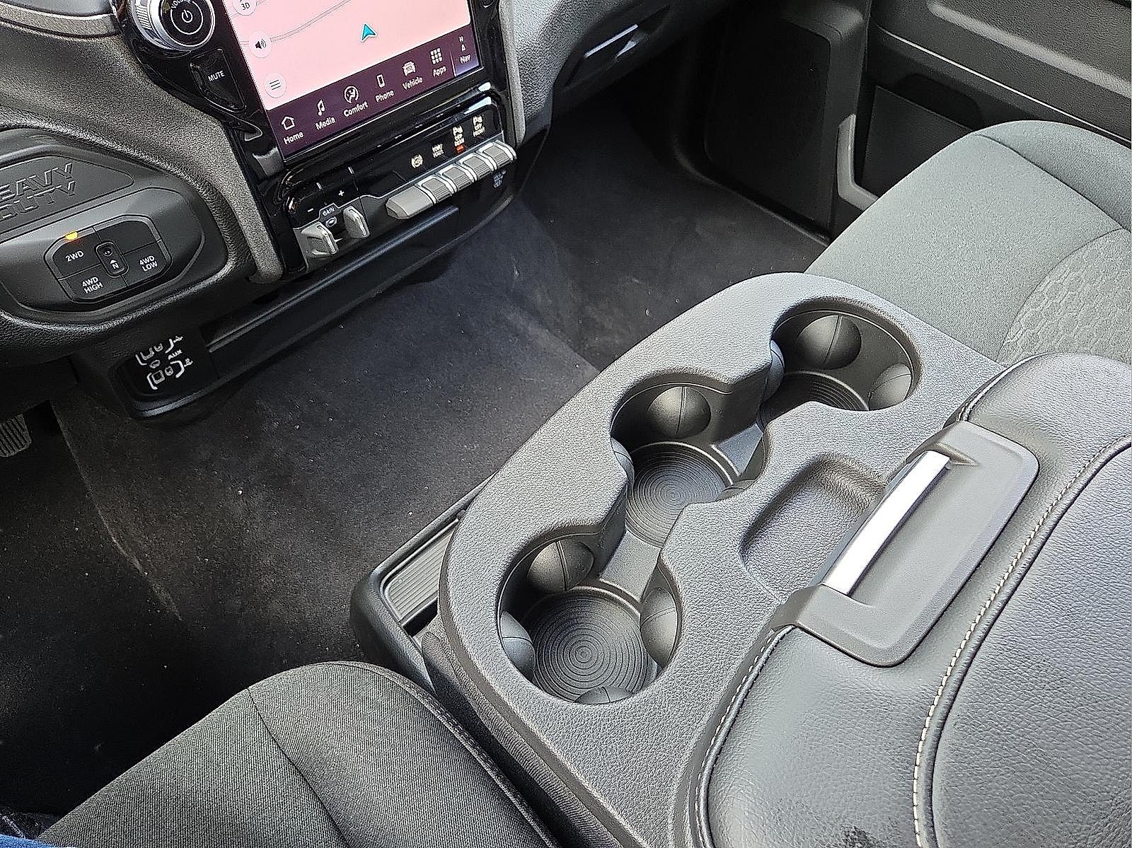 2025 RAM Ram 2500 RAM 2500 TRADESMAN CREW CAB 4X4 6'4' BOX