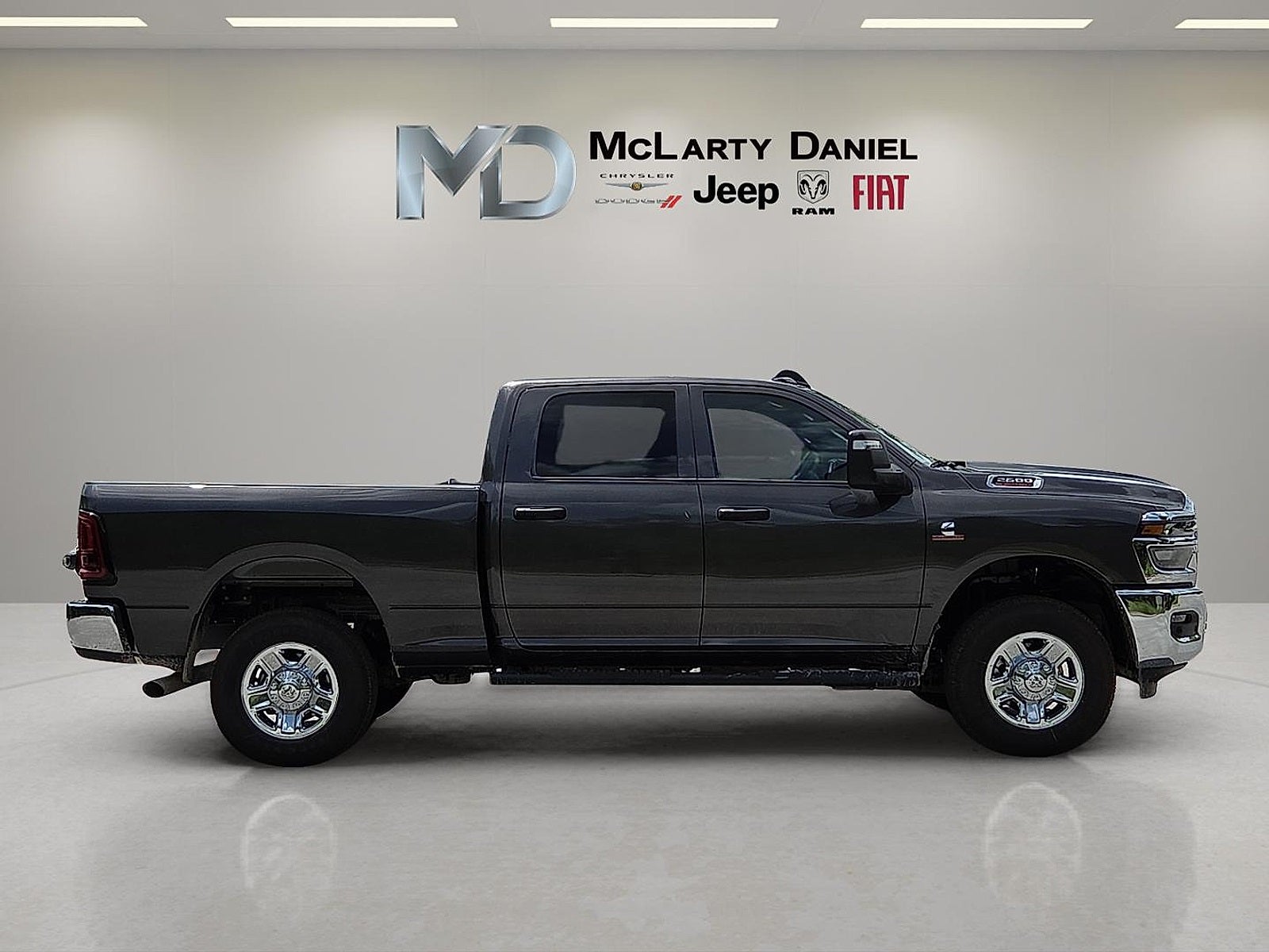 2025 RAM Ram 2500 RAM 2500 TRADESMAN CREW CAB 4X4 6'4' BOX