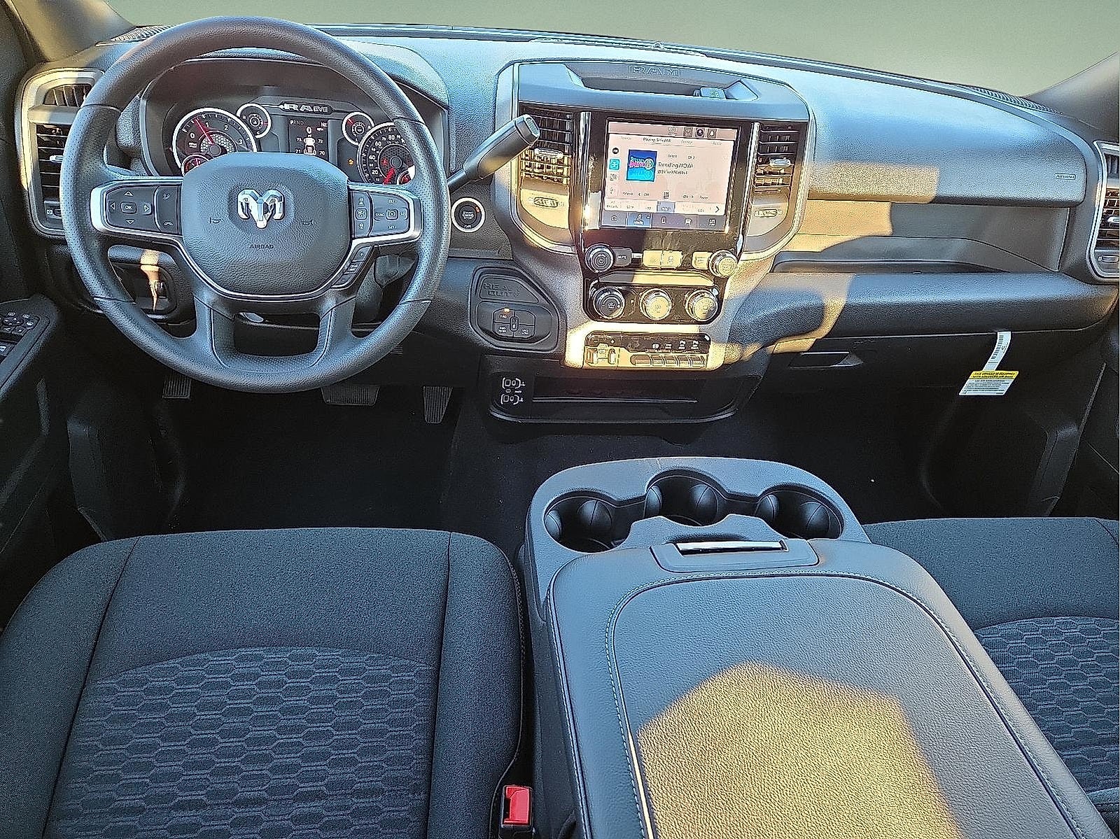 2026 RAM Ram 2500 RAM 2500 BLACK EXPRESS CREW CAB 4X4 6'4' BOX