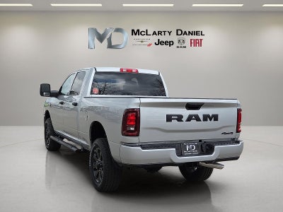 2026 RAM Ram 2500 RAM 2500 BLACK EXPRESS CREW CAB 4X4 6'4' BOX