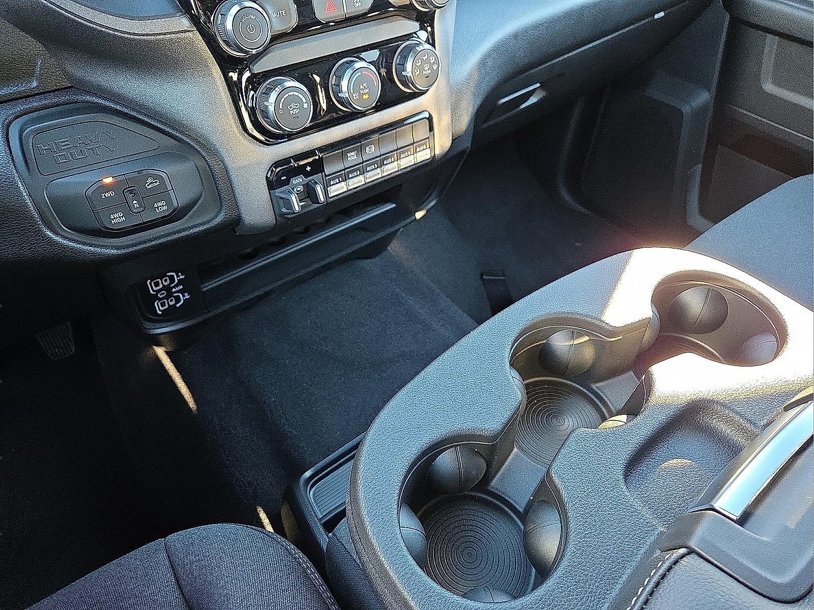 2026 RAM Ram 2500 RAM 2500 WARLOCK CREW CAB 4X4 6'4' BOX