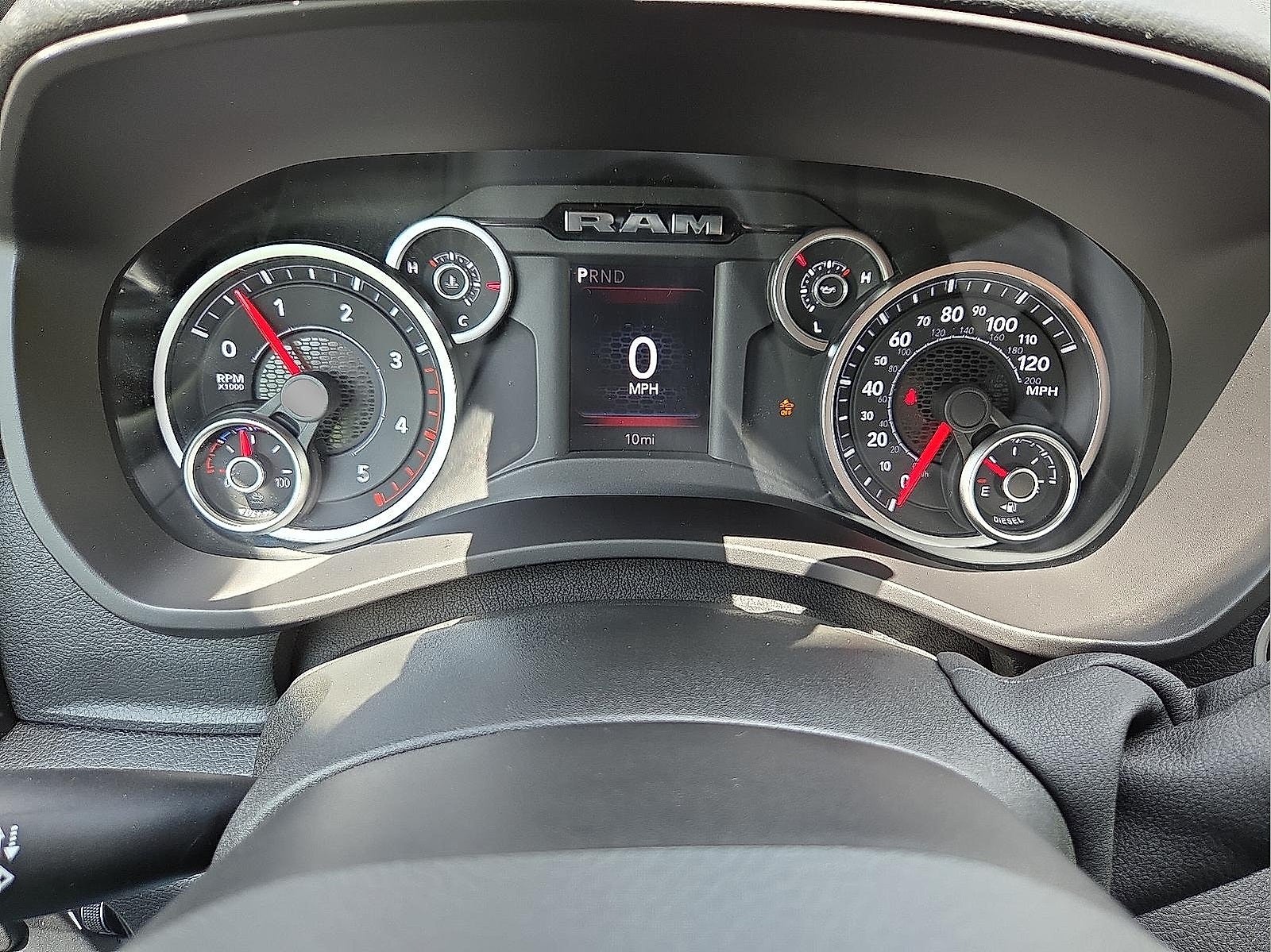 2025 RAM Ram 2500 RAM 2500 TRADESMAN CREW CAB 4X4 6'4' BOX