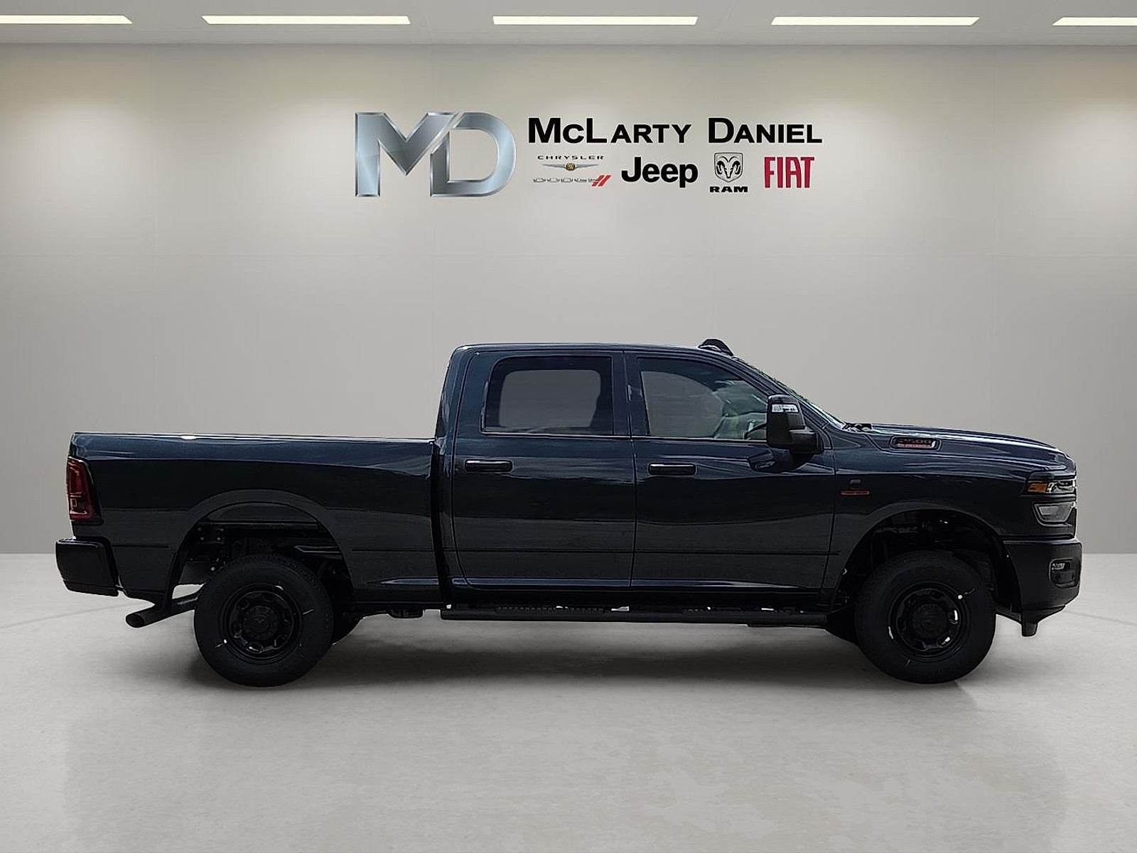 2025 RAM Ram 2500 RAM 2500 TRADESMAN CREW CAB 4X4 6'4' BOX