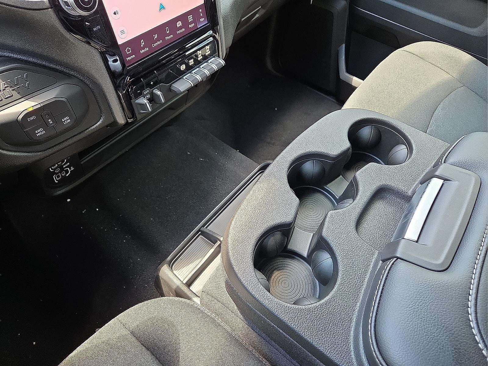 2025 RAM Ram 2500 RAM 2500 TRADESMAN CREW CAB 4X4 6'4' BOX