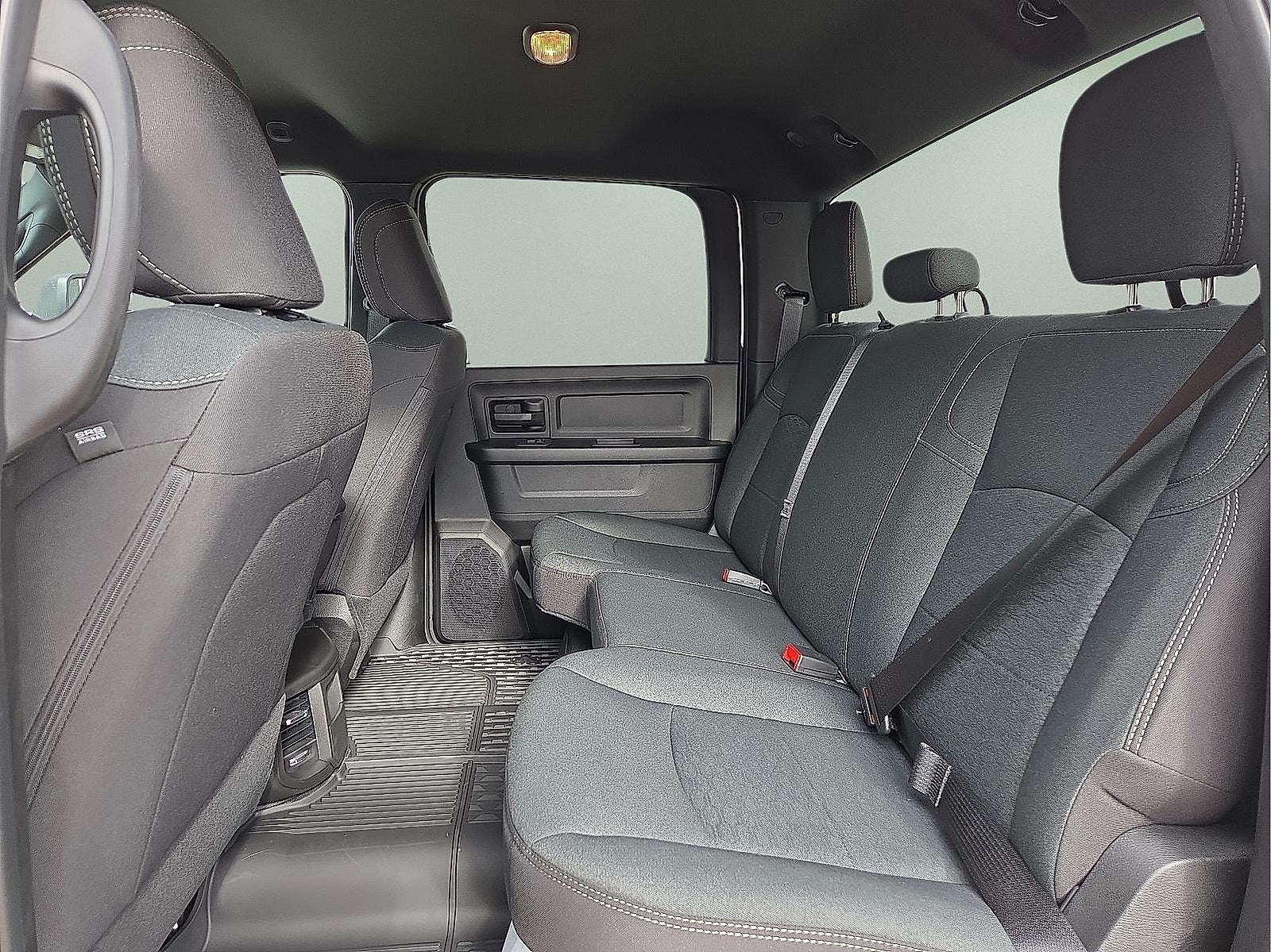 2026 RAM Ram 2500 RAM 2500 WARLOCK CREW CAB 4X4 6'4' BOX