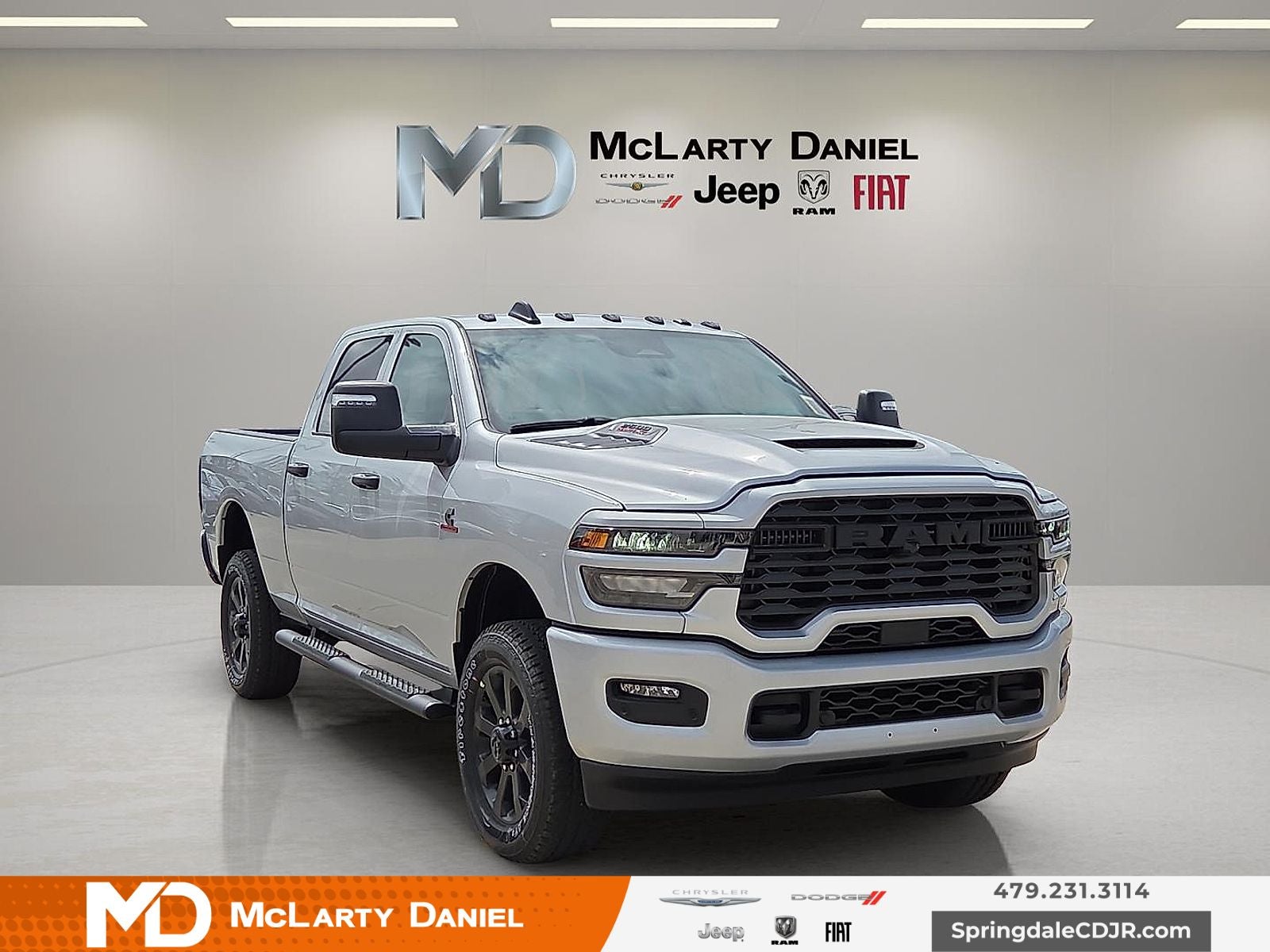 2026 RAM Ram 2500 RAM 2500 BLACK EXPRESS CREW CAB 4X4 6'4' BOX