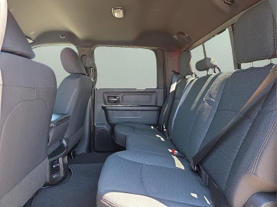 2026 RAM Ram 2500 RAM 2500 BLACK EXPRESS CREW CAB 4X4 6'4' BOX