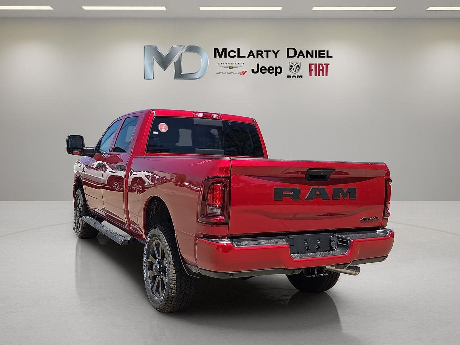 2026 RAM Ram 2500 RAM 2500 BLACK EXPRESS CREW CAB 4X4 6'4' BOX